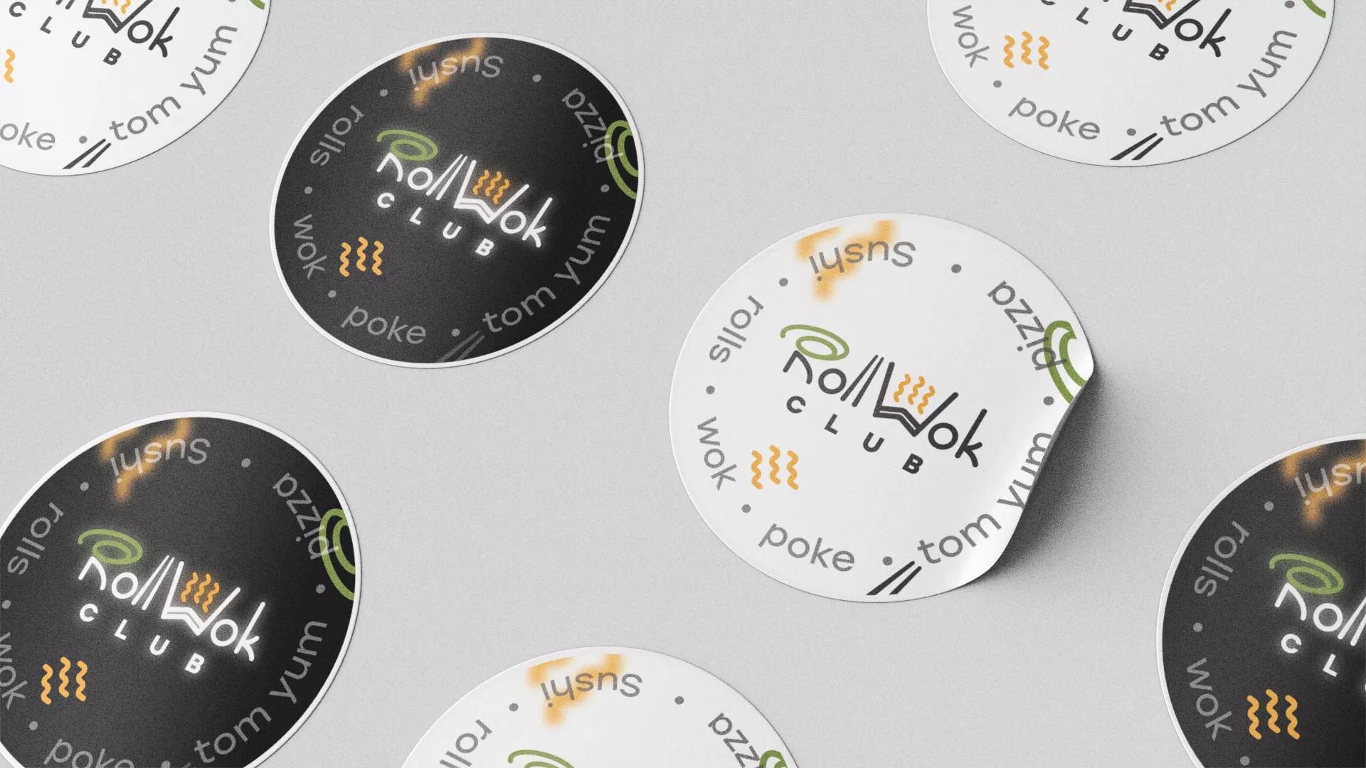 Разработка наклеек для суши-бара «Roll Wok Club» в Холме